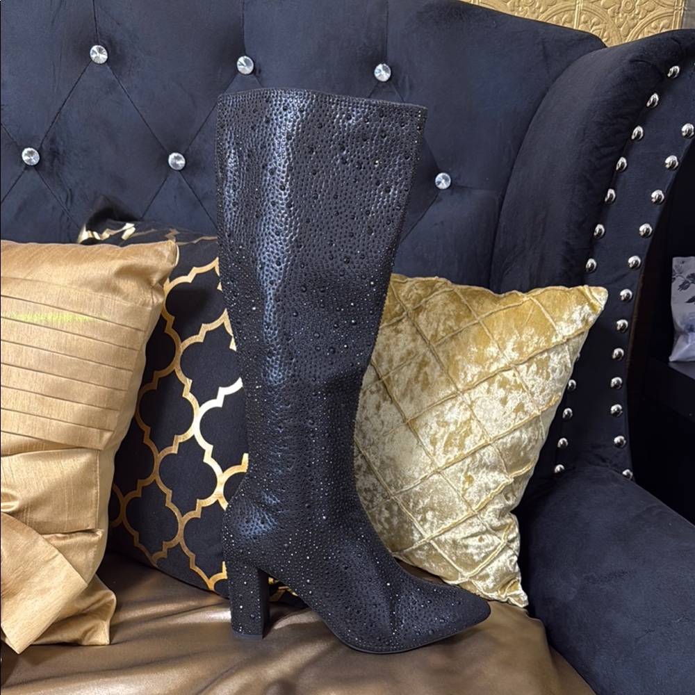 Elegant Bedazzled Pointed Boot Heels